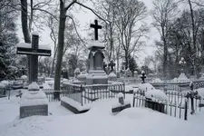 Никольское кладбище Александро-Невской лавры..webp