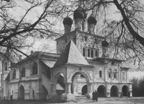 Одна из самых загадочных историй, связанная с подземным ходом в Казанской церкви в Коломенском.webp