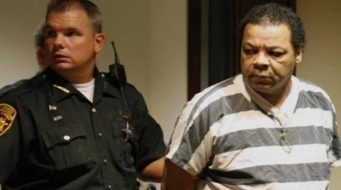 Кеннет Дуглас работал в морге почти 15 лет